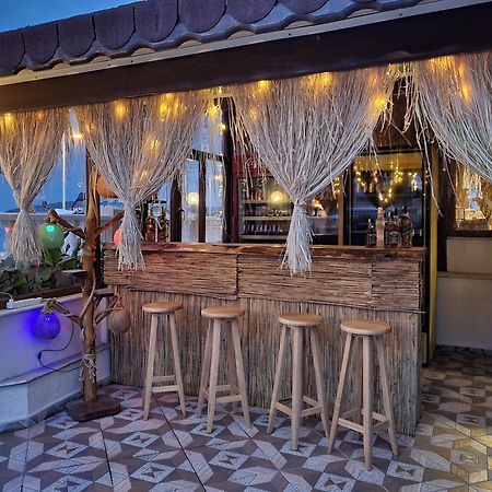Soezer Otel Ayvalı Eksteriør billede