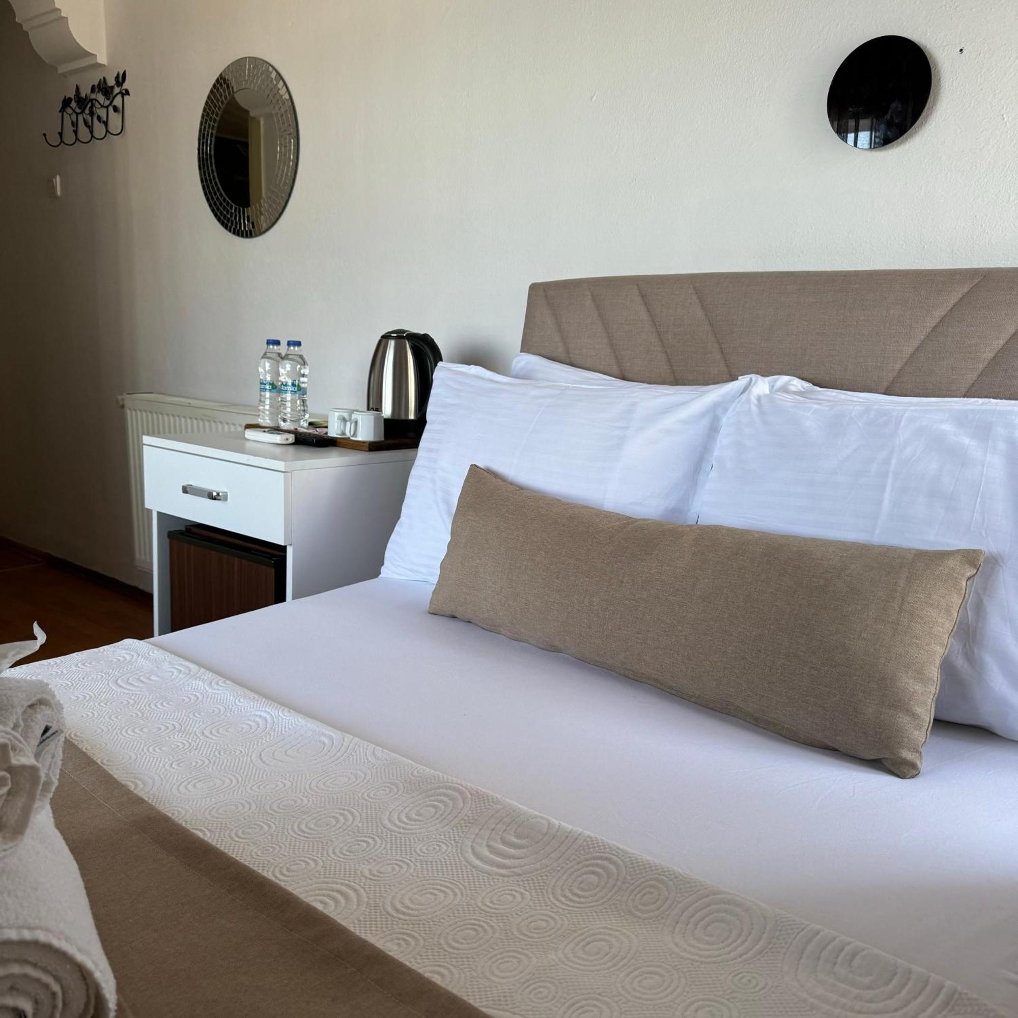 Soezer Otel Ayvalı Eksteriør billede