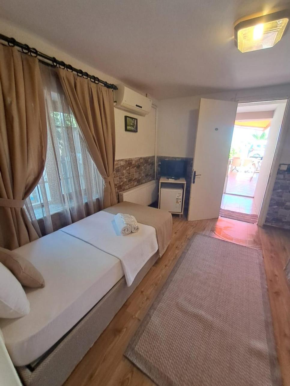 Soezer Otel Ayvalı Eksteriør billede
